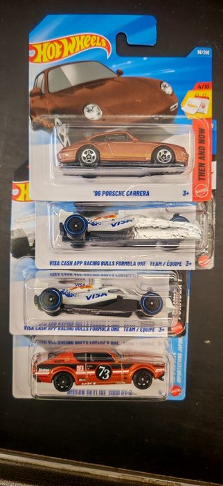 Колички hot wheels и matchbox