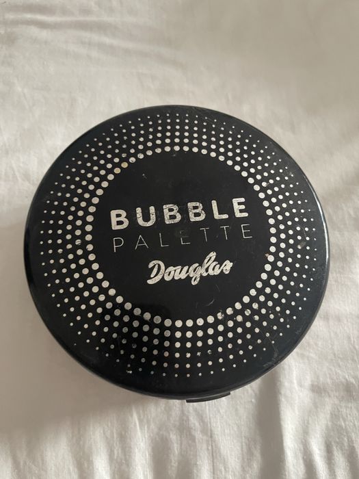 2 seturi machiaj douglas