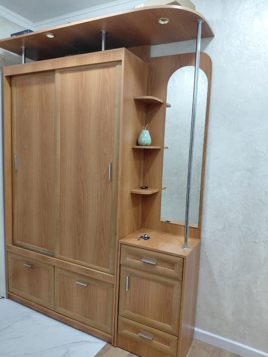 Шкаф прихожка...