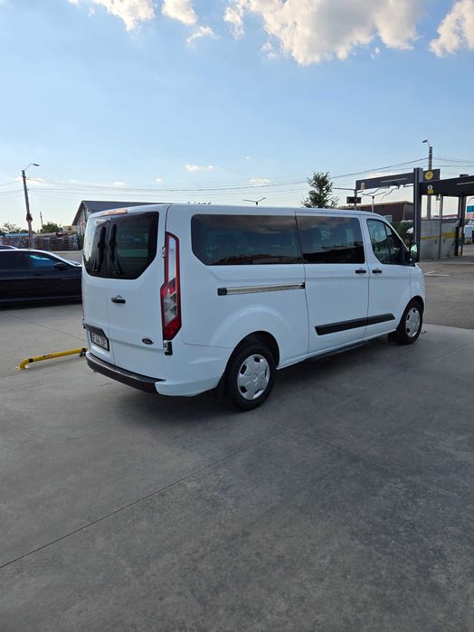 Inchiriere microbuze 8+1 locuri / rent a car / rent a bus / rent a van