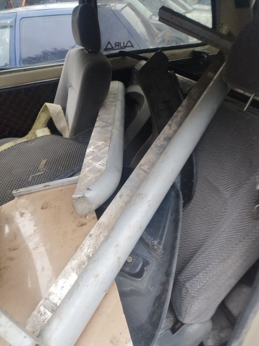 Нива на запчасти