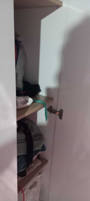 Гардероб трикрилен