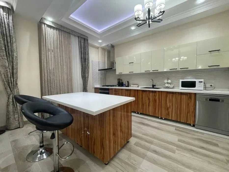 Сдаётся в аренду 2-ком/6/7 квартира на Шайхантахурский р-н ЖК Булвард