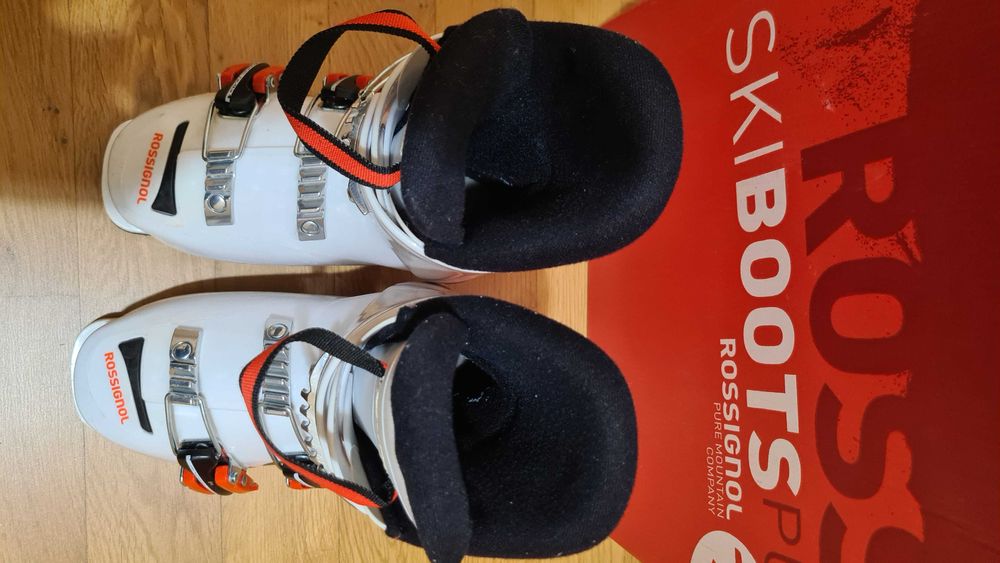 Clapari copii Rossignol HERO J3 marime 20.5cm