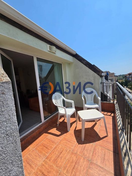 Продава се Двустаен апартамент в к.к. Слънчев бряг - 54 кв.м за 1213 €/кв.м - Снимка #4