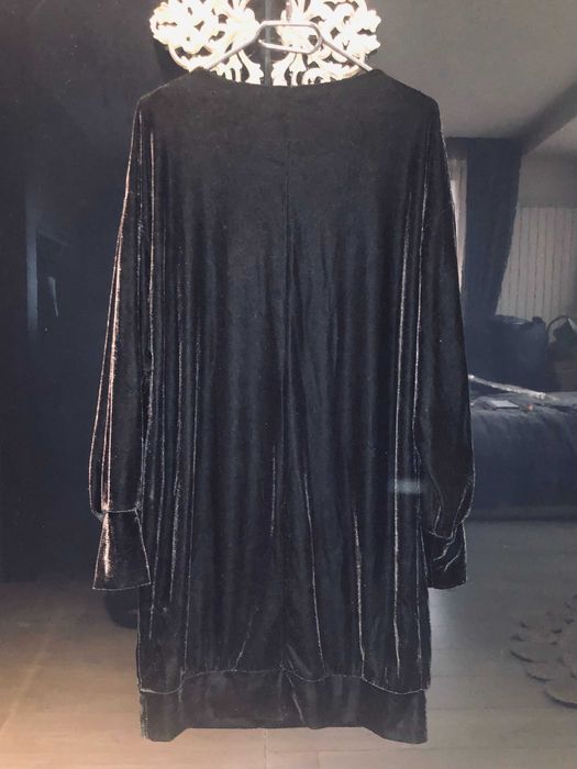 Rochie hanorac catifea neagra - Reserved, marime M
