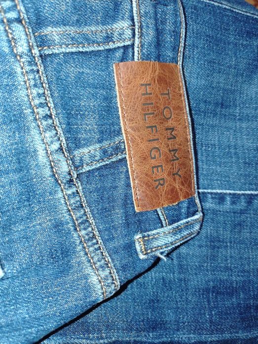 Еластична Дънкова пола. Tommy Hilfiger Размер от S до M