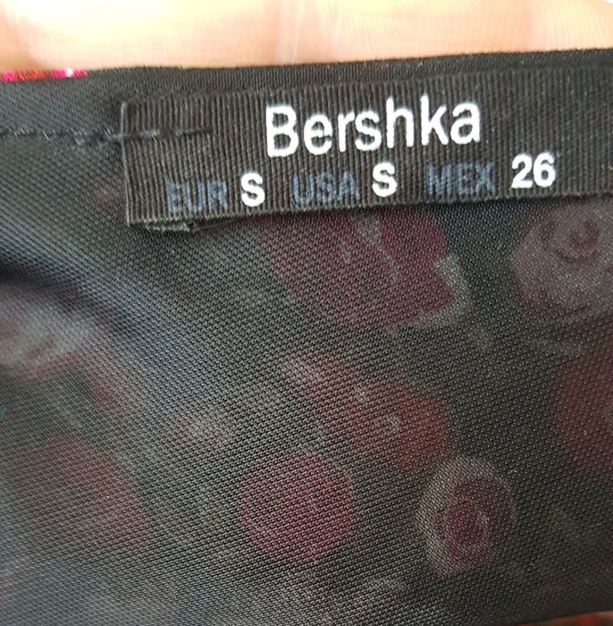 Rochie Bershka cu motive florale