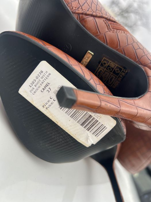 Кожени дамски обувки на висок ток