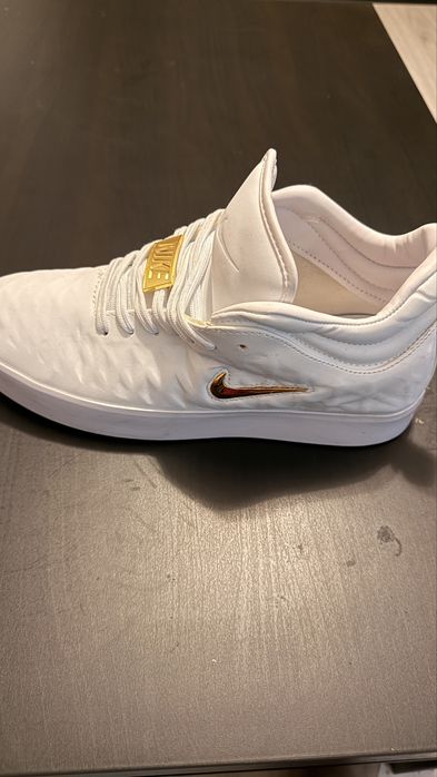 Nike Tiempo Vetta ’17 – Alb/Auriu Metalic – US 10 / EU 44