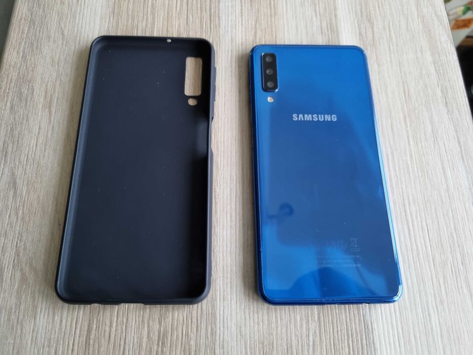Samsung Galaxy A7 (2018) + Нов гумен протектор за гърба