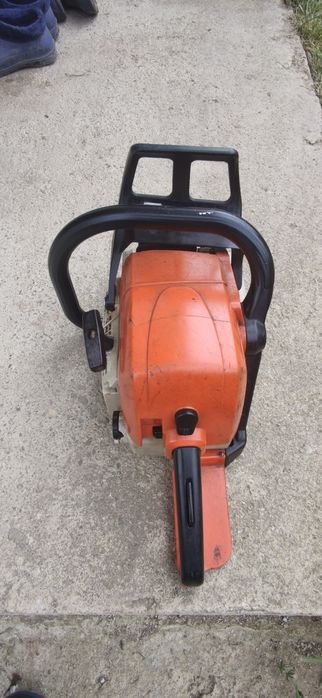 Se vând Stihl 440ms și STIHL 390 ms