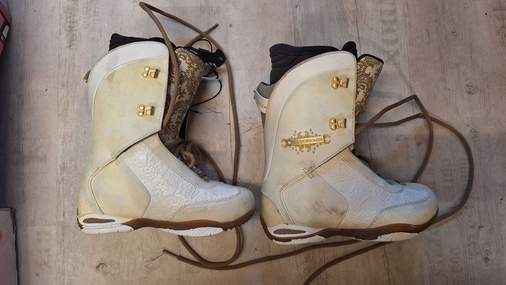 Обувки за сноуборд