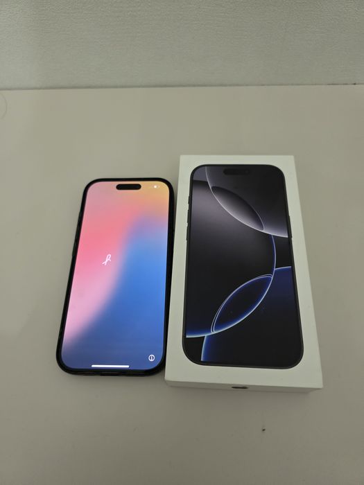 Продам Iphone 16 pro