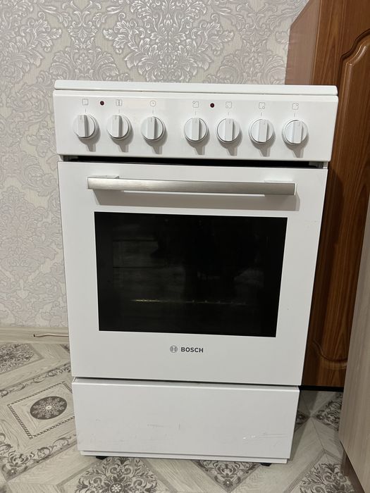 Кухонная плита Bosch HKG150020R белый