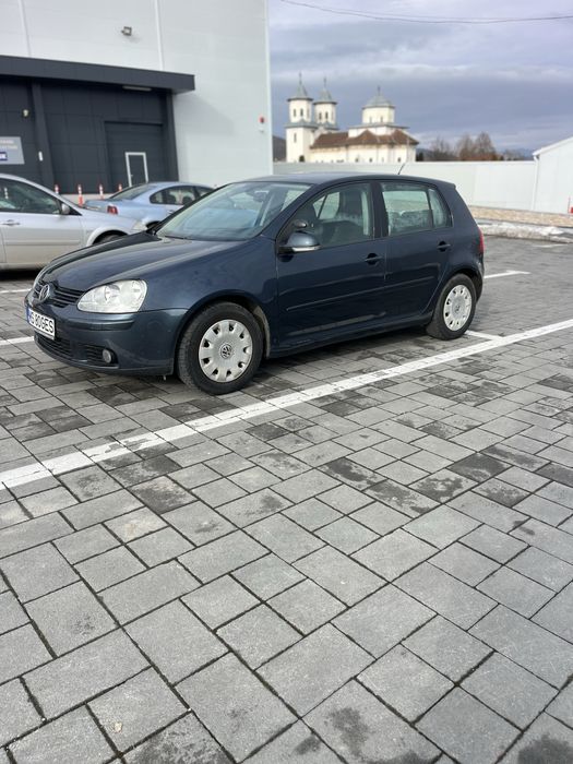 Vand golf 5 scoala