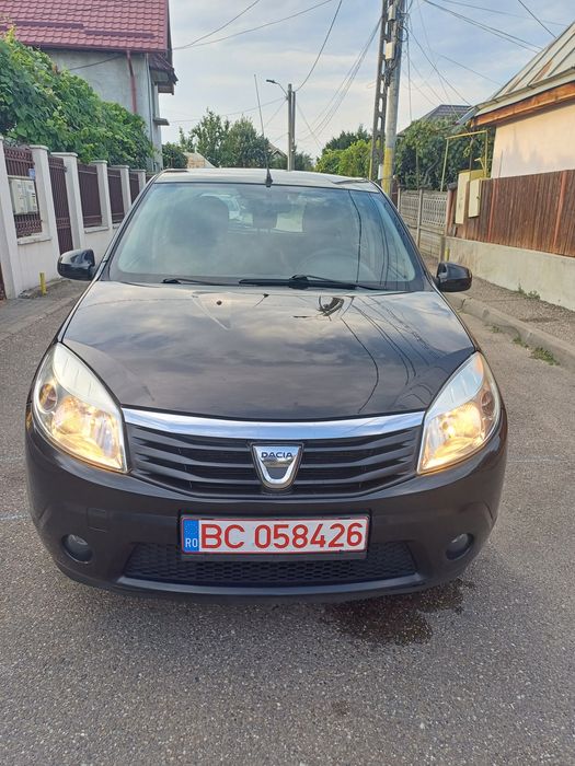 DACIA Sandero 2012 motor 1.2 cm benzină