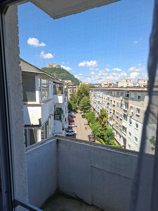 Garsonieră de închiriat