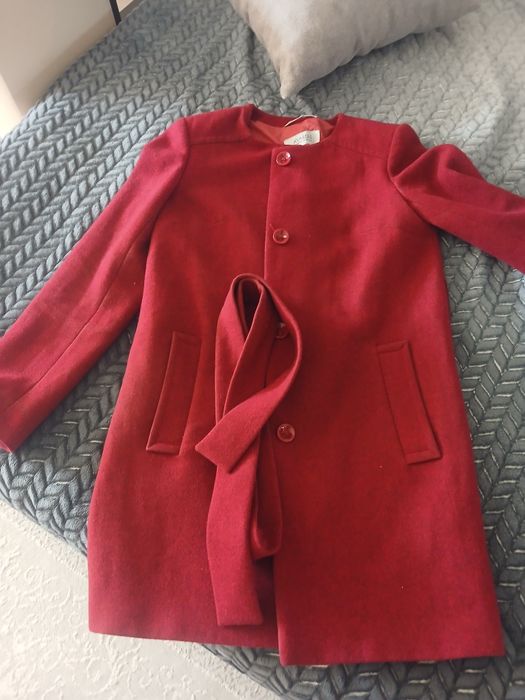 Продам пальто демисезонное