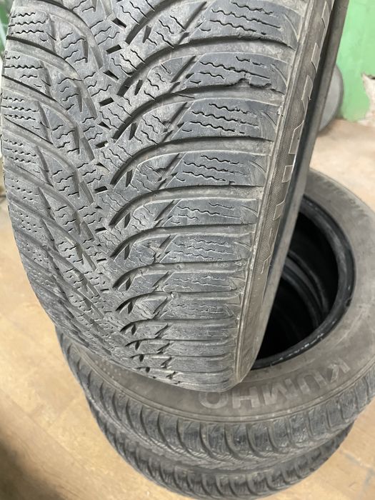 Kumho 205 55 16 зимни гуми