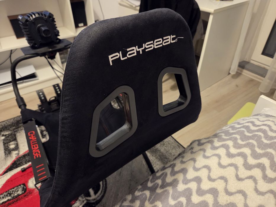 Scaun sim racing playseat challenge