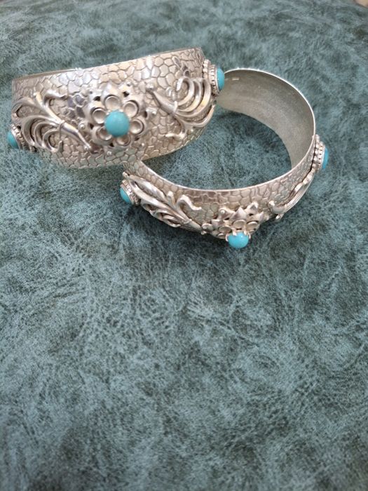 Срочно продается серебряный браслет