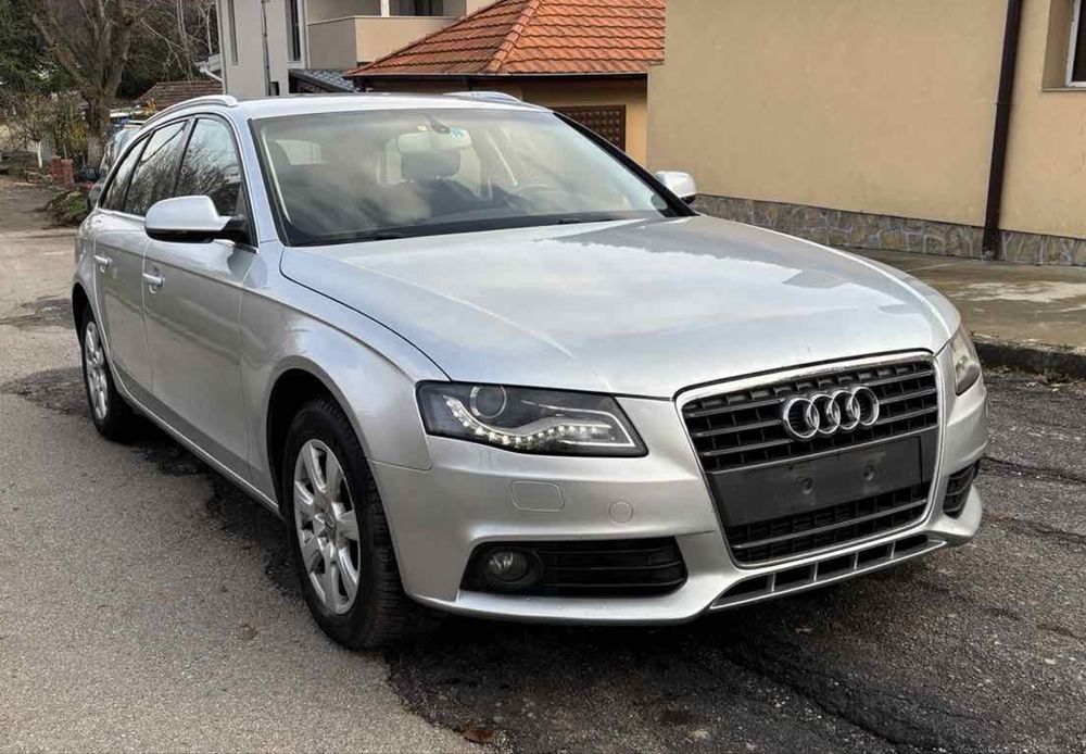 Audi A4 B8 2012г. 2.0Tdi / Възможен Бартер