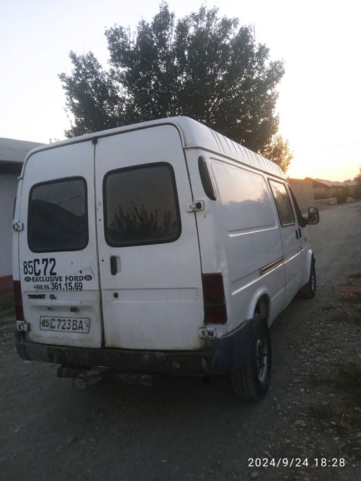 Ford transit idealniy 3krug yurgan