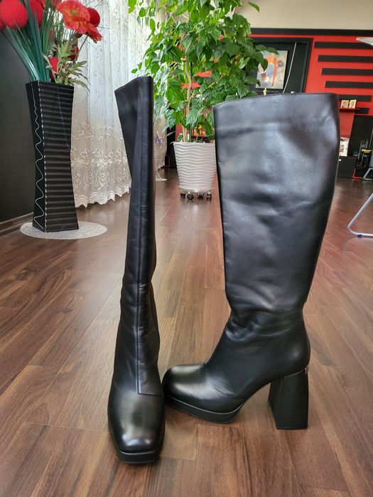 Cizme lungi Il PASSO cu toc înalt