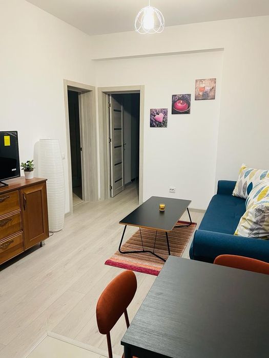 Inchiriez APARTAMENT 2 Camere