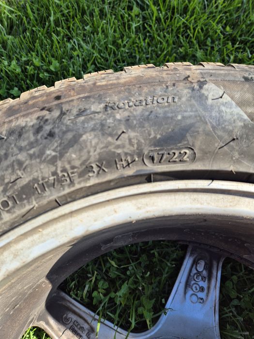 Hankook 235/55/R17