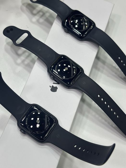 Apple Watch 8 SE icloud