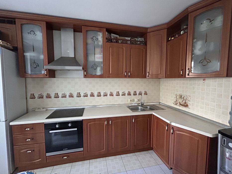 Продаеться Кухонный гарнитур