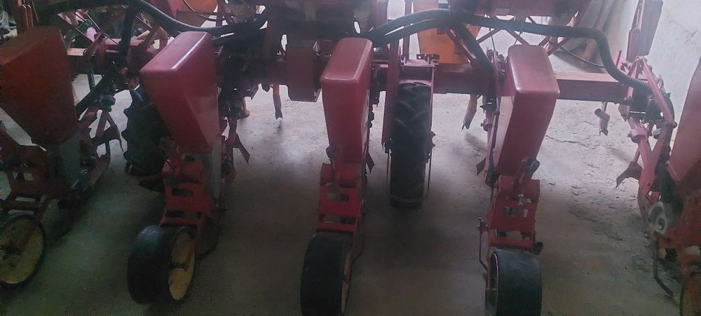 Semanatoare gaspardo 4 -6 randuri