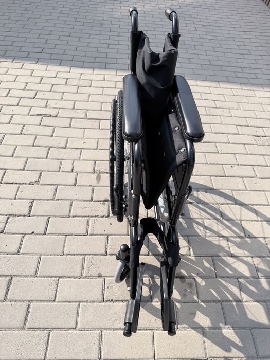 Инвалидная коляска