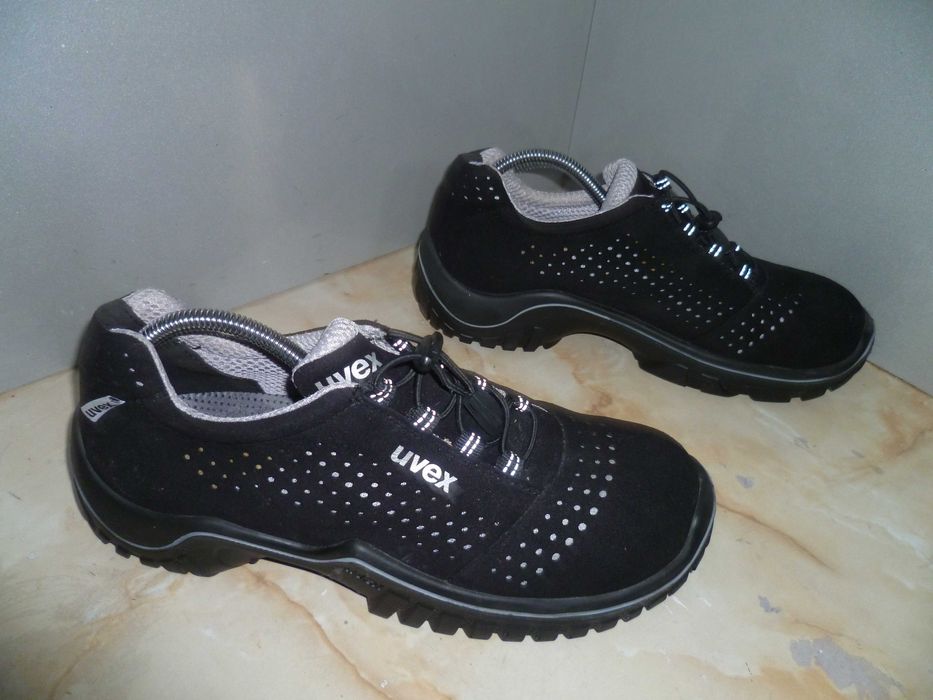 UVEX работни обувки