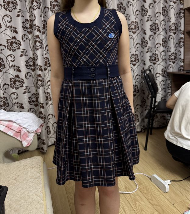 Школьная форма 3000 тенге