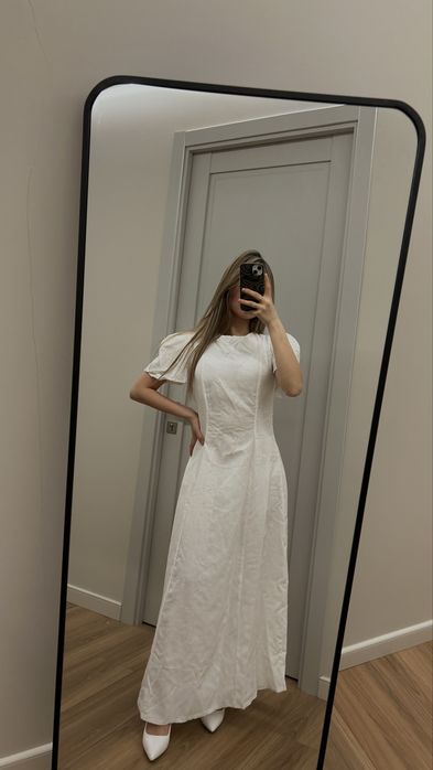 Продаю белое платье!