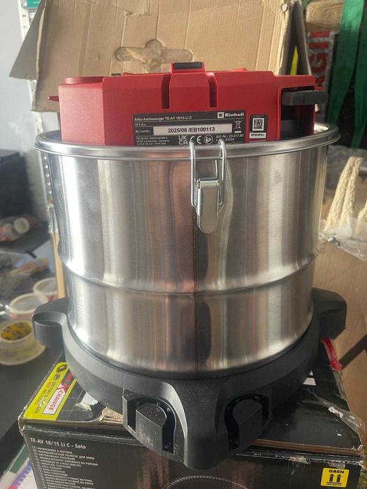 Aspirator cenușă Einhell TE-AV 18/15 Li C-Solo Power X-Change fără fir (18 V, putere aspirare de 100 mbar, vas inox 15 l, funcție de suflare)