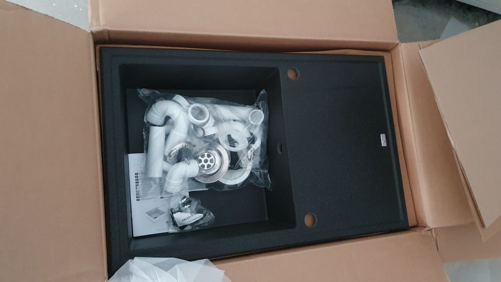 Produsul este nou ,nu a fost montat.