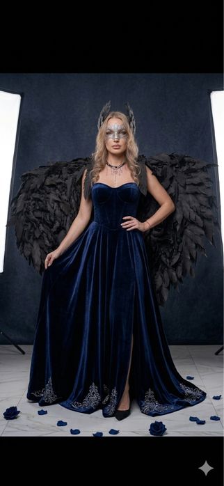 Крылья ангела черные