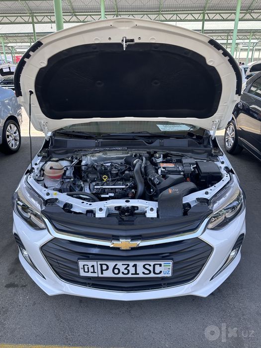 Chevrolet Onix primer +