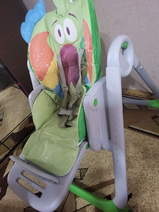 Продам стульчик для кормления!