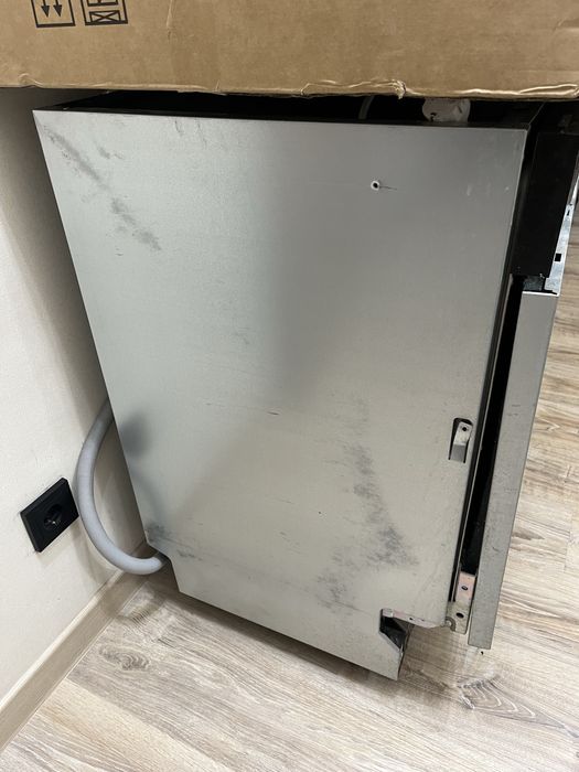 Посудомоечная машина  samsung dw60m5050bb