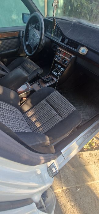 Мерседес w124 avto