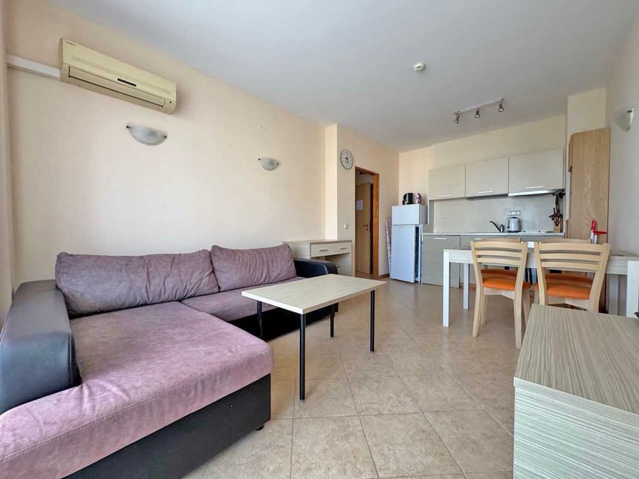 Продава се Двустаен апартамент в к.к. Слънчев бряг - 58 кв.м за 1319 €/кв.м - Снимка #5