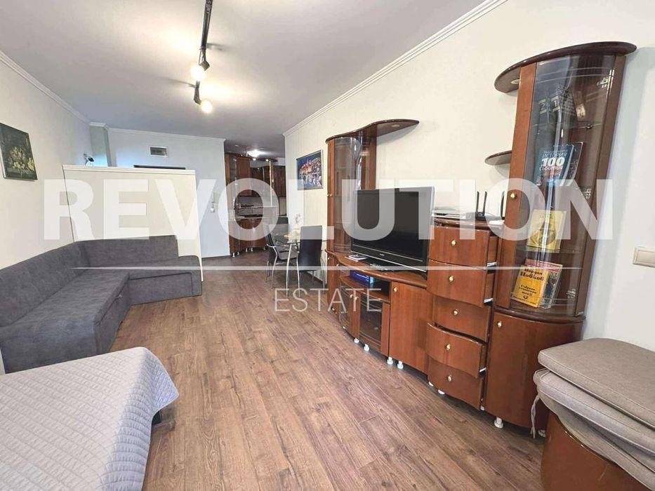 Двустаен апартамент в района на к.к Златни пясъци!