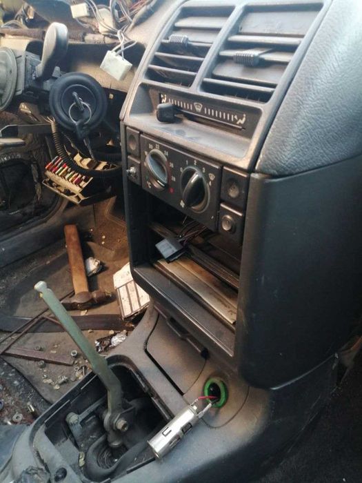 На разборе ваз 2115