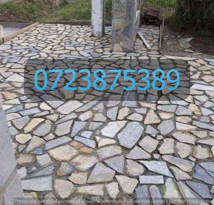 Pavaj Natural pentru Trafic de Tonaj Greu (Soluție la Cheie)