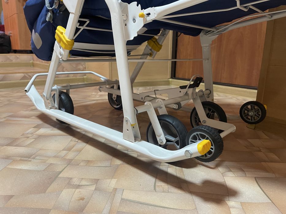 Санки детские с колесиками